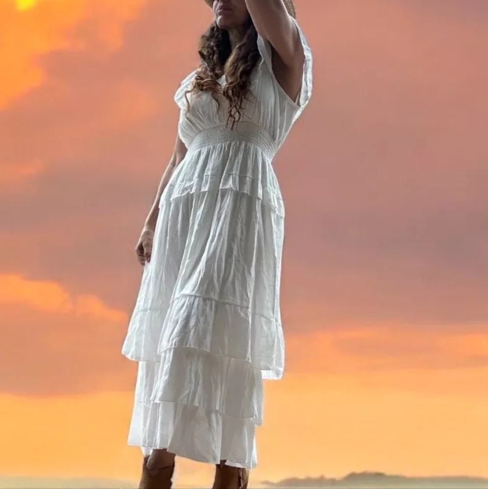J Gee White Textured Tiered Ruffled V Neck Maxi Dress Size XL - Picture 2 of 10